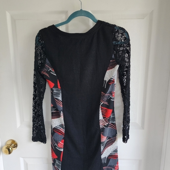 Colori Mixed Media Graffiti dress with Lace and crochet flowers Art To Wear Sm - Picture 6 of 7